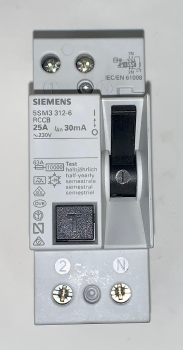 Siemens FI-Schutzschalter 25A 2P 30mA (neue Serie), Neuware/Restposten